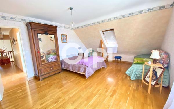 Maison à vendre    5 pièces • 185,92 m2 Guérande