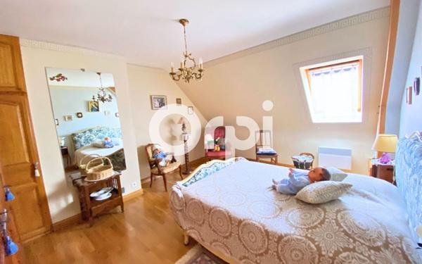 Maison à vendre    5 pièces • 185,92 m2 Guérande