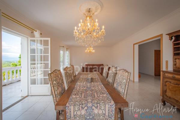 Propriété de Prestige – Vue Panoramique sur le Lac du Bourget