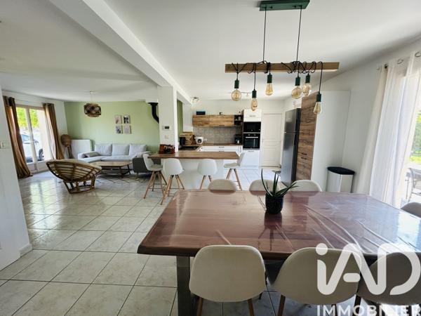 Maison à vendre 6 pièces 146 m² Fragnes-La Loyère