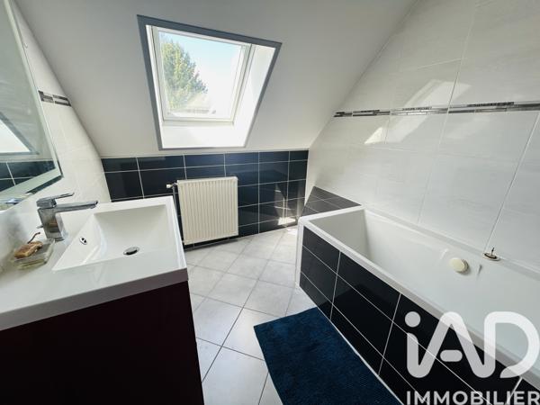 Maison à vendre 6 pièces 146 m² Fragnes-La Loyère