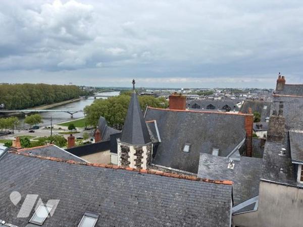Duplex de charme avec parking – Angers Centre, proche Château