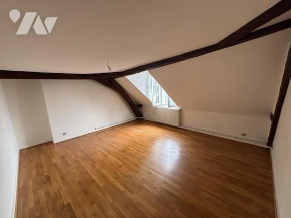 Duplex de charme avec parking – Angers Centre, proche Château