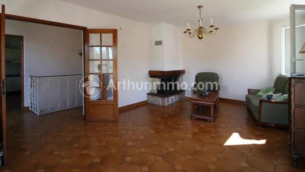 Vente                                                      Maison
                        
                     4 pièces                      109 m2                     à L'Union
