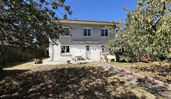 Vente                                                      Maison
                        
                     4 pièces                      109 m2                     à L'Union
