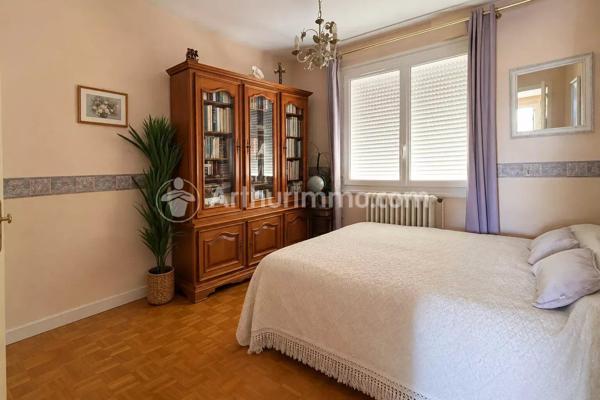 Vente                                                      Maison
                        
                     4 pièces                      109 m2                     à L'Union