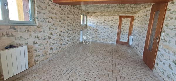 86140 LENCLOITRE Maison Lencloitre 5 pièce(s) 124.54 m2