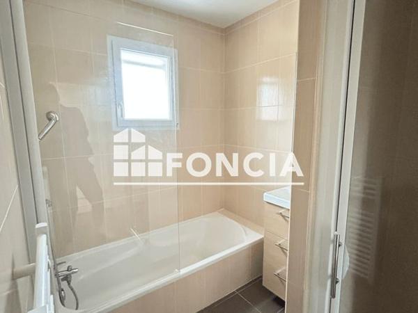 Location Maison 4 pièces 76.79 m² - Begrolles En Mauge 49122