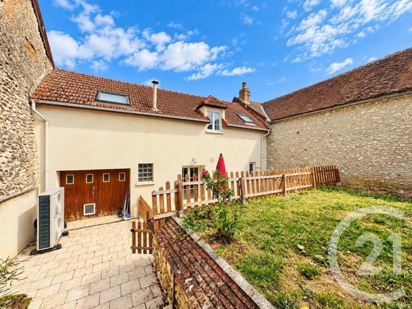 Maison à vendre  5 pièces - 129 m 2   ESTERNAY  - 51