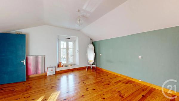 Maison à vendre  5 pièces - 129 m 2   ESTERNAY  - 51
