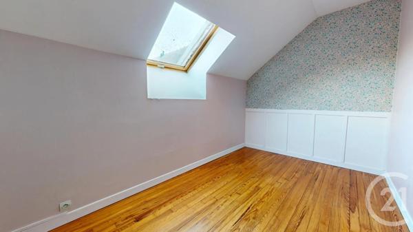 Maison à vendre  5 pièces - 129 m 2   ESTERNAY  - 51