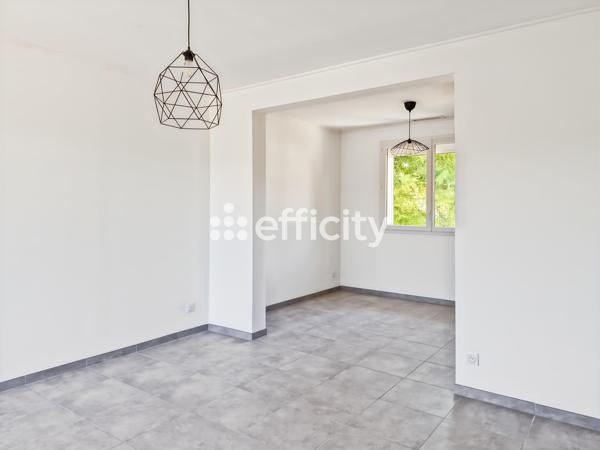 Maison 7 pièces - 120 m² Exclusivité efficity