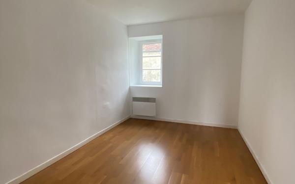 Appartement à vendre    3 pièces •  Orthez