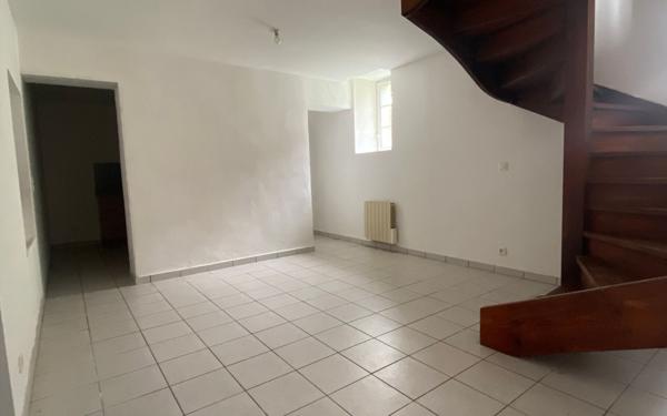Appartement à vendre    3 pièces •  Orthez