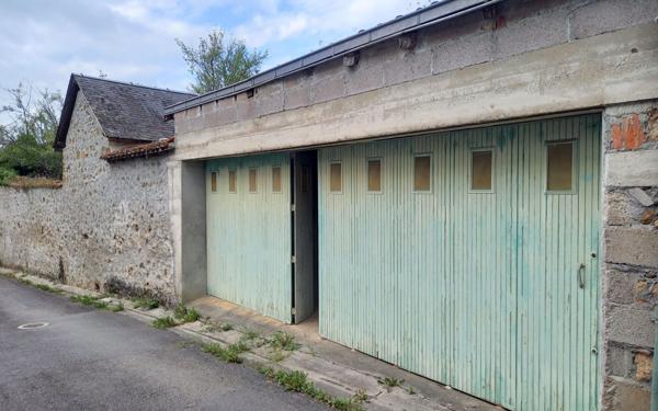 Maison à vendre    5 pièces •  Rochechouart