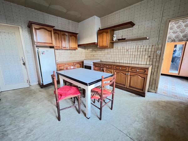 Maison à rénover 10 pièces UZEL (22)
