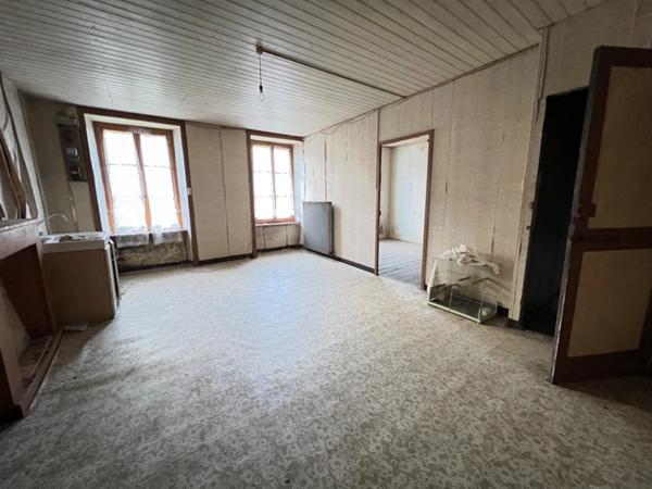 Maison à rénover 10 pièces UZEL (22)