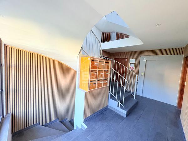 3 pièces 58m² parking et cave, Vence