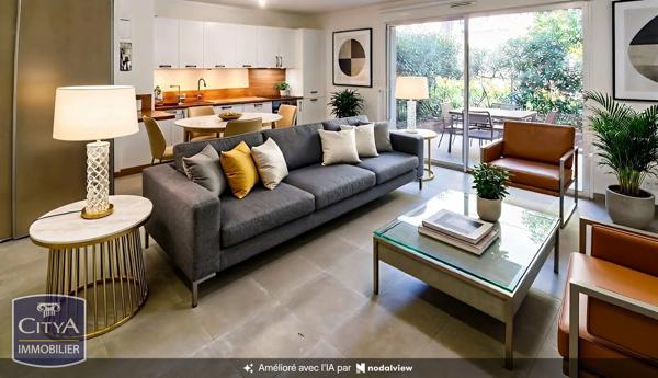 Appartement à vendre 4 pièces 85.6m² Toulon (83000)