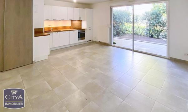 Appartement à vendre 4 pièces 85.6m² Toulon (83000)