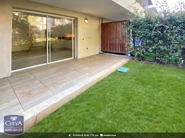 Appartement à vendre 4 pièces 85.6m² Toulon (83000)