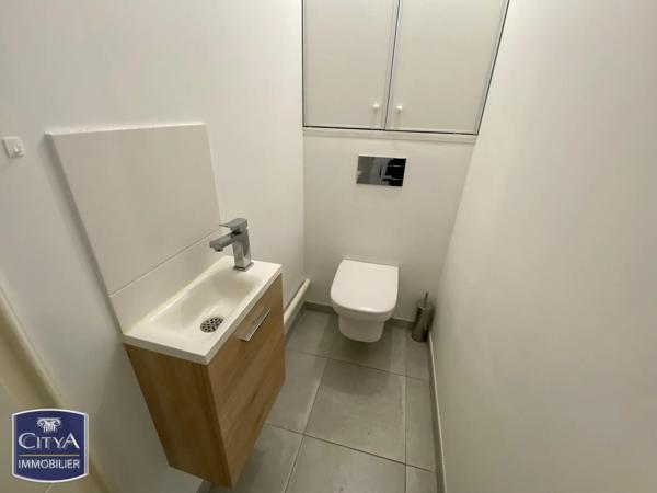 Appartement à vendre 4 pièces 85.6m² Toulon (83000)