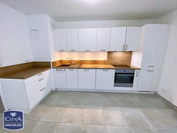 Appartement à vendre 4 pièces 85.6m² Toulon (83000)