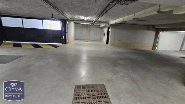 Appartement à vendre 4 pièces 85.6m² Toulon (83000)