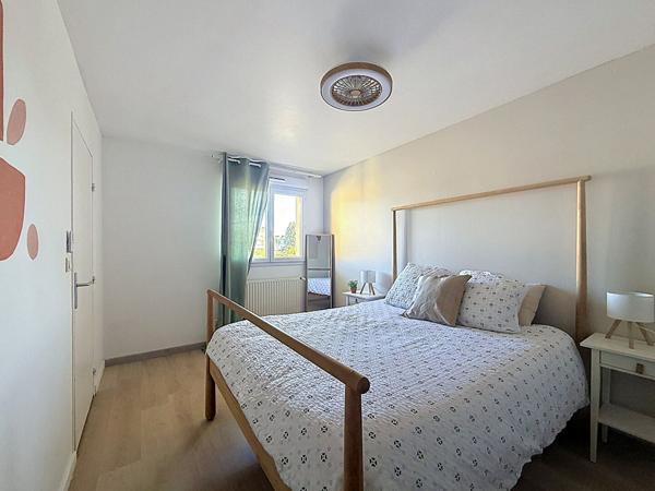 Bel Appartement Centre Meximieux 2 pièce(s) 56.45 m2 avec terrasse et balcon et stationnement couvert