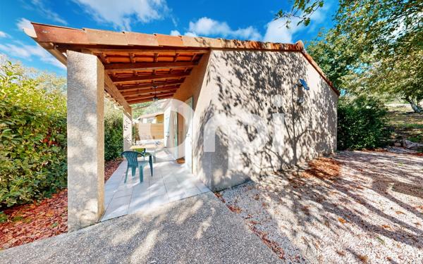 Maison à vendre    22 pièces •  Saint-Alban-Auriolles