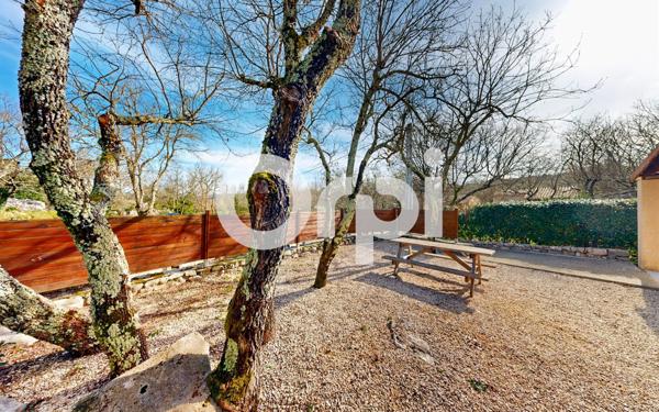 Maison à vendre    22 pièces •  Saint-Alban-Auriolles