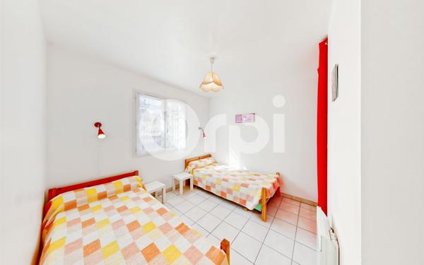 Maison à vendre    22 pièces •  Saint-Alban-Auriolles