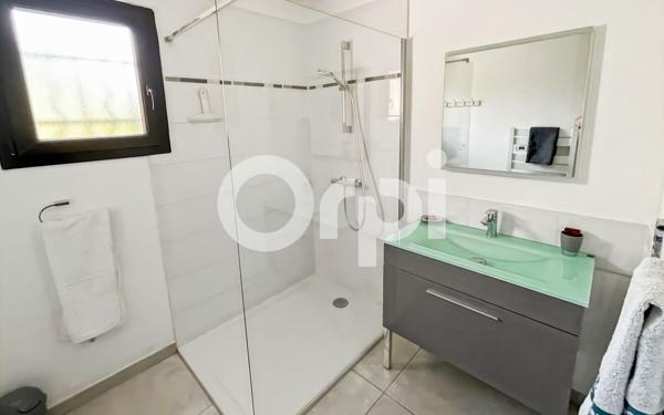 Maison à vendre    22 pièces •  Saint-Alban-Auriolles