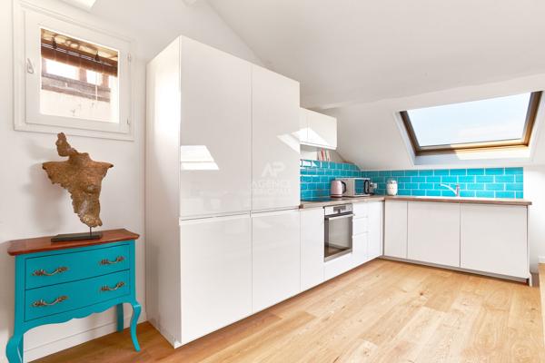Duplex cocooning Saint Germain En Laye 4 pièces 85.67 m2 au sol 575 000 € **  - Référence  18575