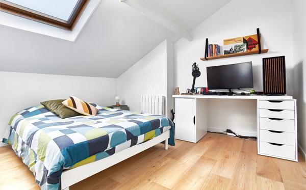 Duplex cocooning Saint Germain En Laye 4 pièces 85.67 m2 au sol 575 000 € **  - Référence  18575