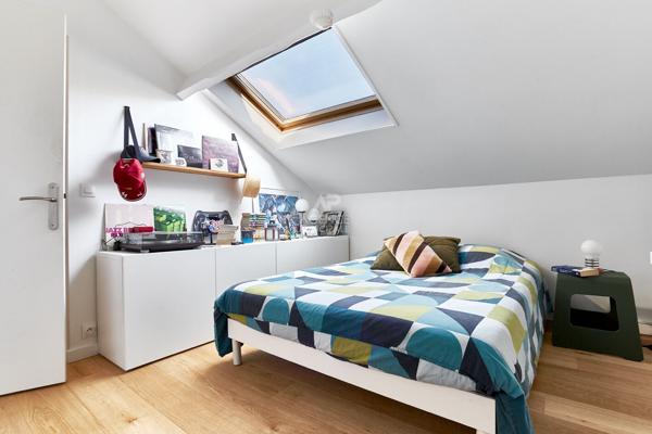 Duplex cocooning Saint Germain En Laye 4 pièces 85.67 m2 au sol 575 000 € **  - Référence  18575