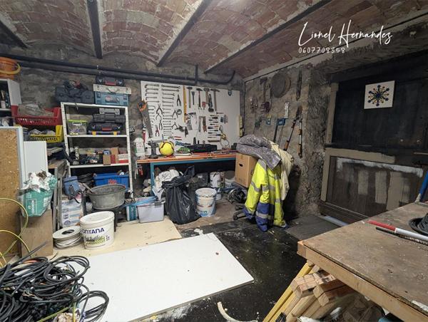 Alès centre - Maison de caractère rénovée de 157m² avec terrasse et jardin