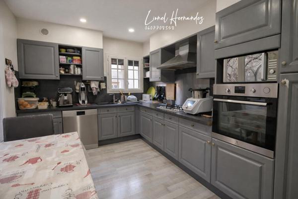 Alès centre - Maison de caractère rénovée de 157m² avec terrasse et jardin