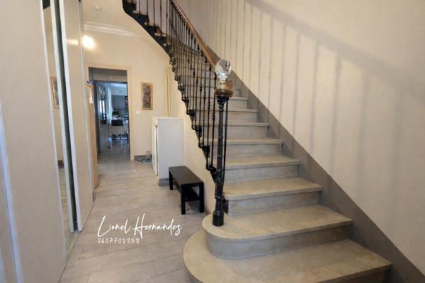 Alès centre - Maison de caractère rénovée de 157m² avec terrasse et jardin