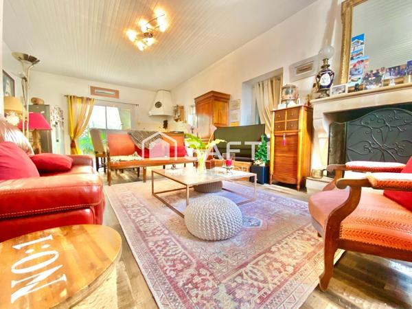 Echoppe au calme au centre de Gujan-Mestras           3 chambres et 2 petites mansardées avec beau séjour traversant