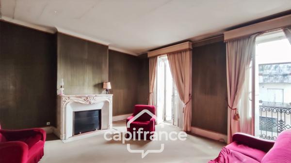 Immeuble à vendre SAINTE LIVRADE SUR LOT (47)