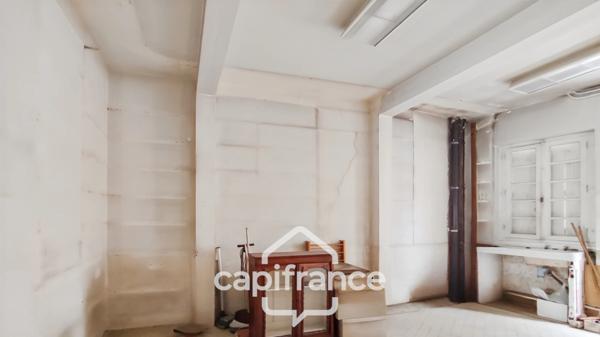 Immeuble à vendre SAINTE LIVRADE SUR LOT (47)