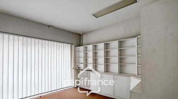 Immeuble à vendre SAINTE LIVRADE SUR LOT (47)