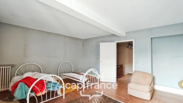 Immeuble à vendre SAINTE LIVRADE SUR LOT (47)