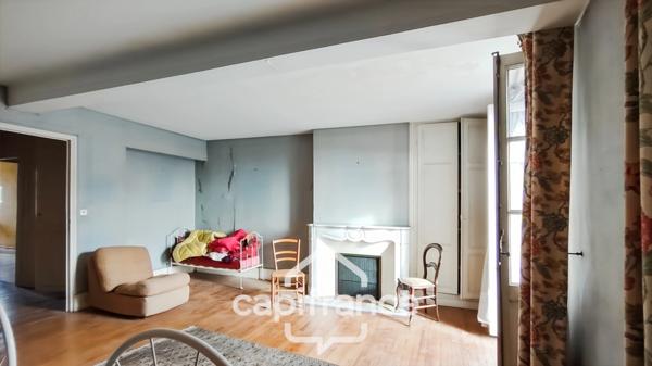 Immeuble à vendre SAINTE LIVRADE SUR LOT (47)