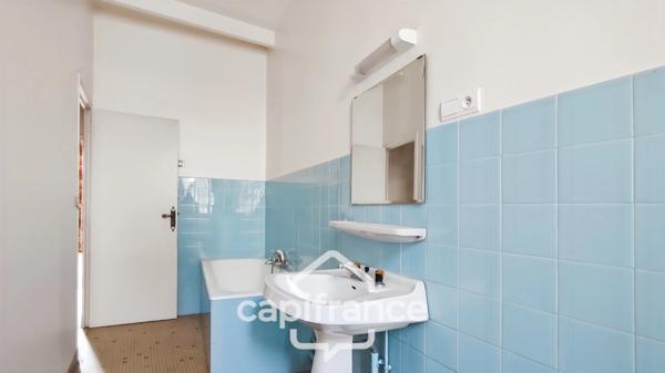 Immeuble à vendre SAINTE LIVRADE SUR LOT (47)