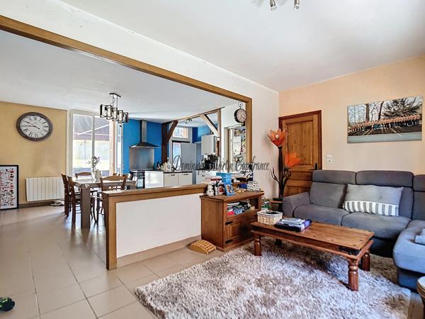 Sarthe (Dpt 72), COURDEMANCHE, Maison à vendre 5 pièces- jardin- terrasse- cave