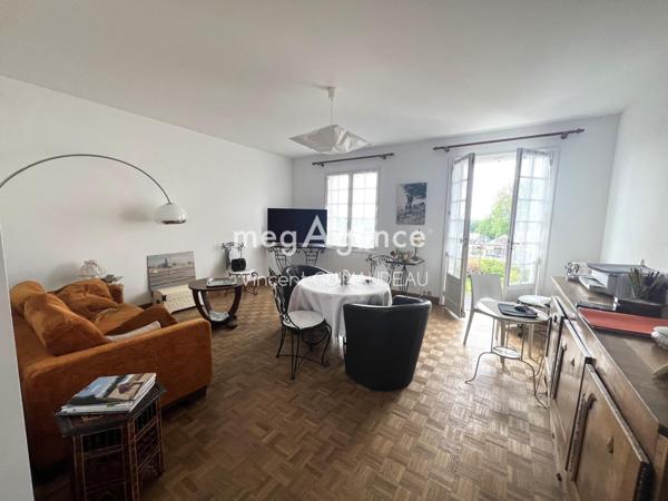 Maison à Fontenay-le-Comte, 85200 - 8 pièces 216m²