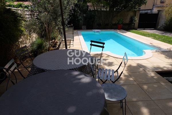 Charmante demeure 136 m² à vendre à Avignon Proche centre ville