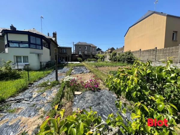 Terrain 650m²